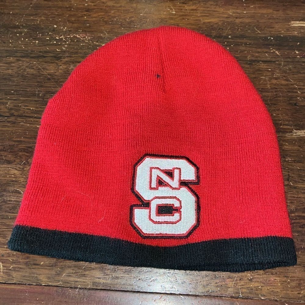 Kids NC North Carolina State Wolfpack Sewn Beanie ski snowboard winter toque cap